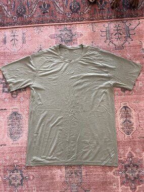Lululemon Men's T-Shirt L